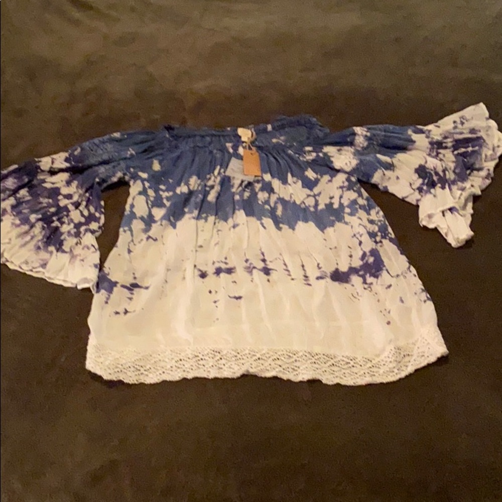 Tie dye off the shoulder bell sleeve tunic top